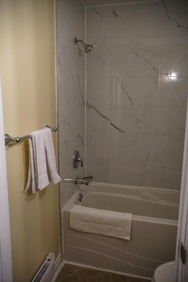 Skyland Motel Inn & Suites Huntsville Esterno foto